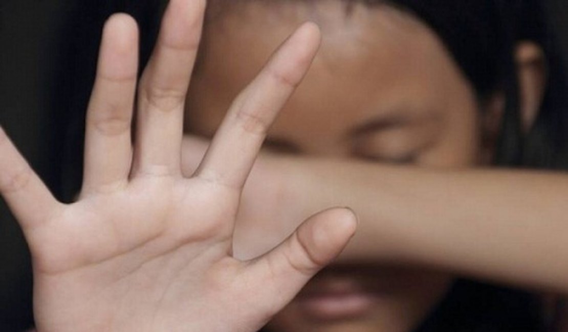 Pai de meninas de 13 e 17 anos é denunciado pela esposa por estupro