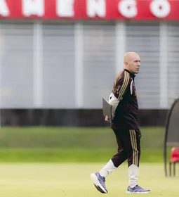Técnico Leonardo Jardim é anunciado pelo Flamengo