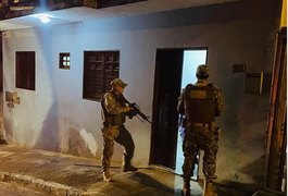 Polícia alagoana cumpre 12 mandados em operação contra suspeitos de homicídios e tráfico