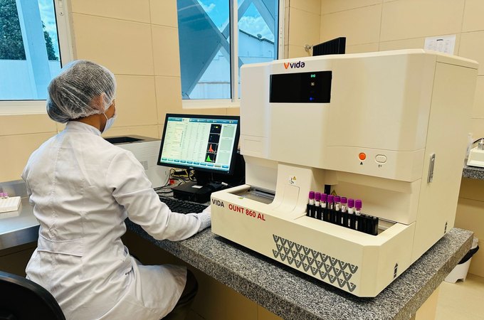 Laboratório do Hospital Regional de Palmeira dos Índios agiliza diagnósticos com equipamentos de última geração