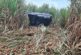 Capotamento deixa três adultos e uma criança feridos, em São Miguel