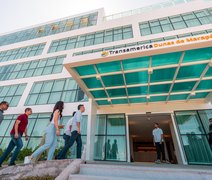 Paulo Dantas visita novo empreendimento turístico em Jequiá da Praia