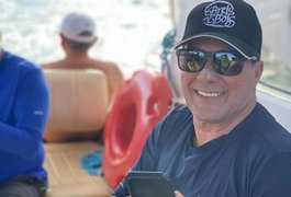 Técnico Vanderlei Luxemburgo aproveita fim de férias em Alagoas