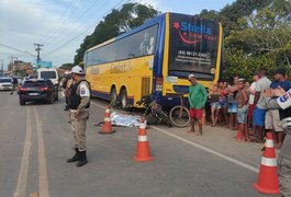 Motociclista morre após acidente envolvendo ônibus em rodovia alagoana