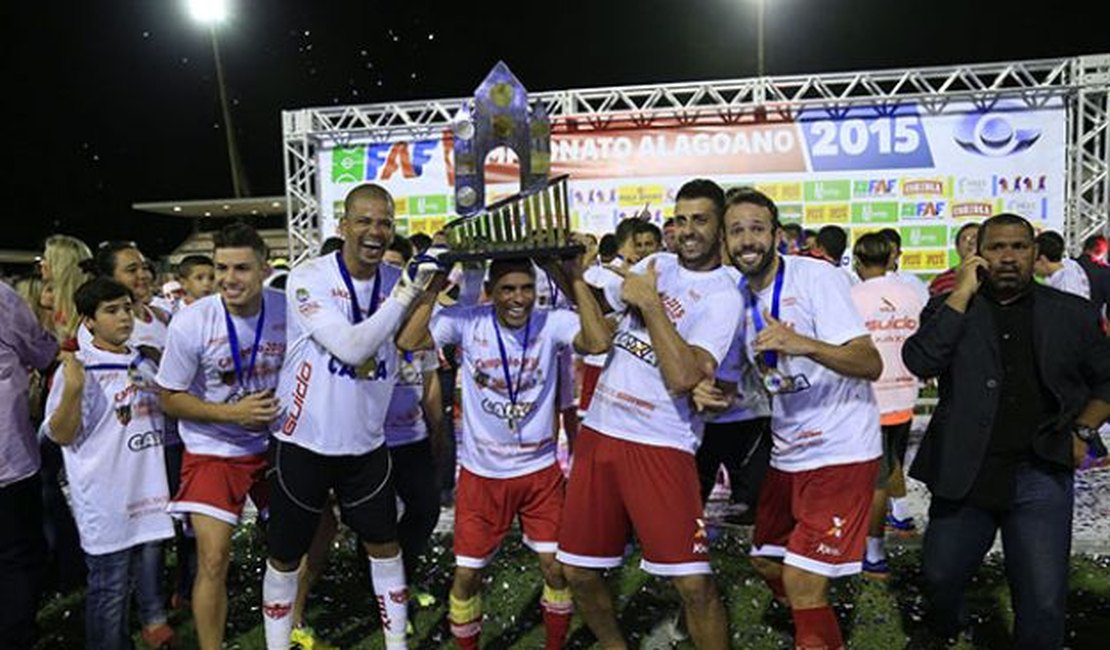 CRB vence Coruripe por 2x0 e é campeão alagoano de 2015