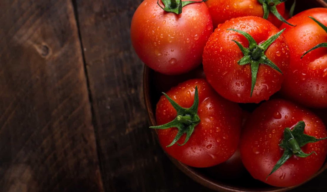 Saiba cinco alimentos que jamais deve colocar na geladeira