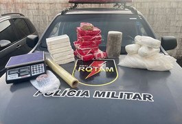 Polícia flagra homem vendendo drogas no estacionamento de supermercado em Maceió