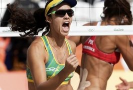 Larissa e alagoana Talita atropelam polonesas e vão invictas às oitava
