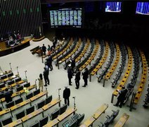 Câmara aprova reajuste salarial para presidente, vice, deputados, senadores e ministros