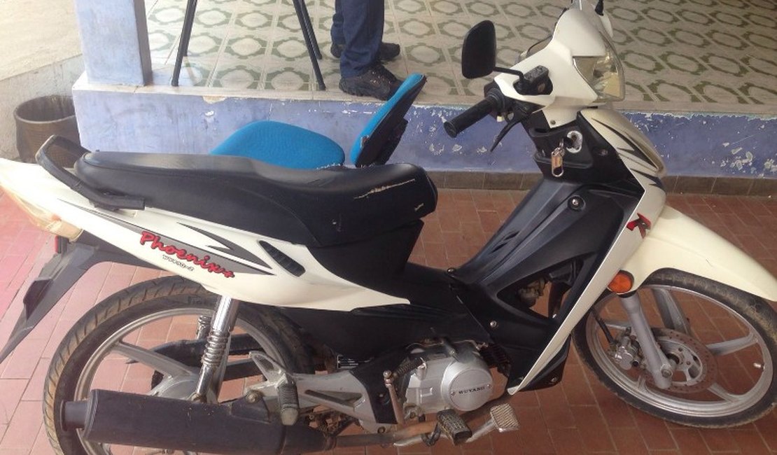 Dupla é detida com cinquentinha roubada em Arapiraca