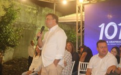 Luciano Barbosa entrega 25 ruas pavimentadas no antigo lixão e anuncia 100 novas casas para famílias de catadores em Arapiraca