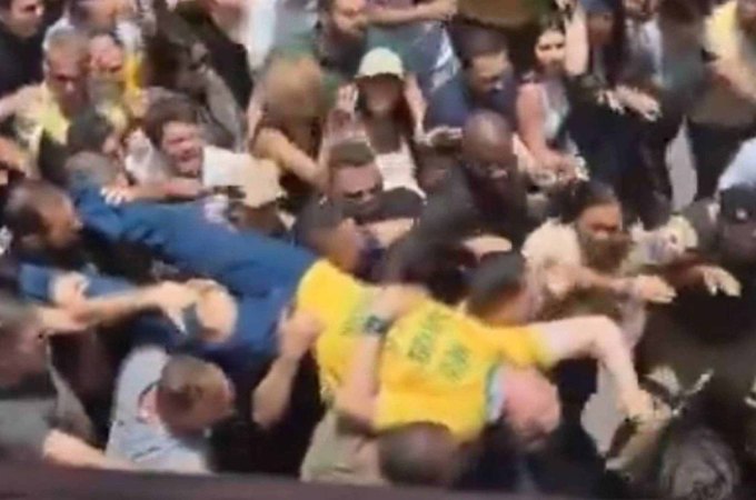 VÍDEO: Filme sobre Jair Bolsonaro recria facada em Juiz de Fora