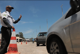 Detran tem atendimento suspenso por conta de paralisação de servidores