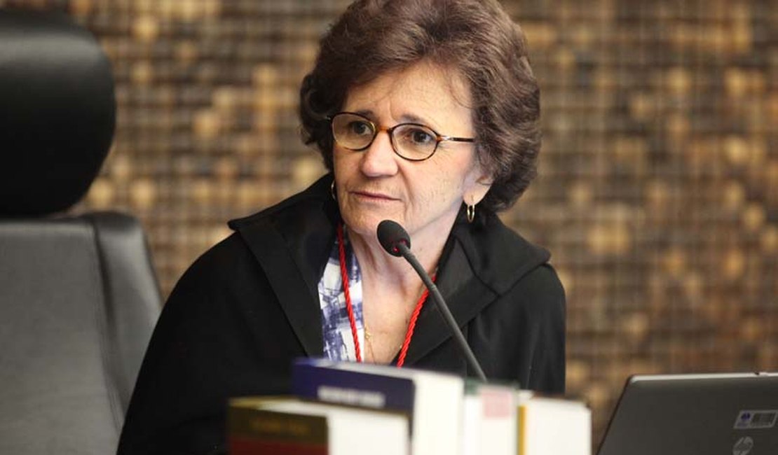 Justiça mantém bloqueados quase 2 milhões de ex-prefeito de Limoeiro de Anadia