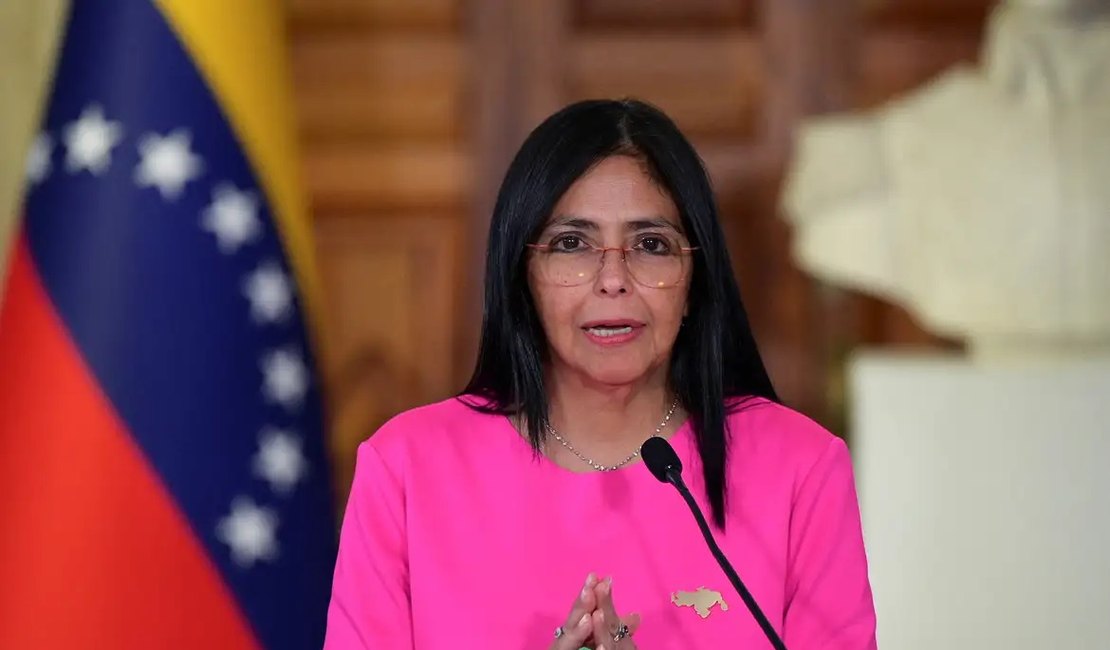 Presidente da Venezuela pede fim de sanções dos Estados Unidos