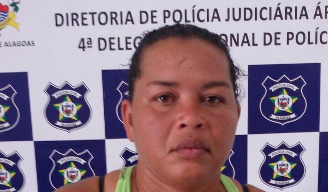 Mulher é presa com arma de fogo na Vila Bananeira em Arapiraca