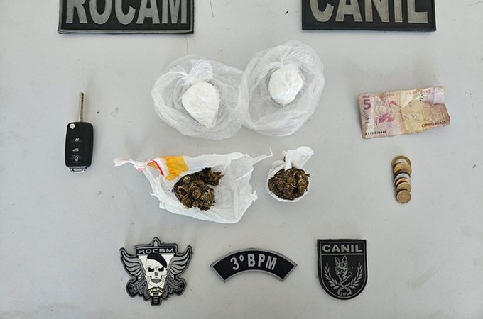 Policiais militares apreendem drogas e interceptam veículo após perseguição em bairros de Arapiraca