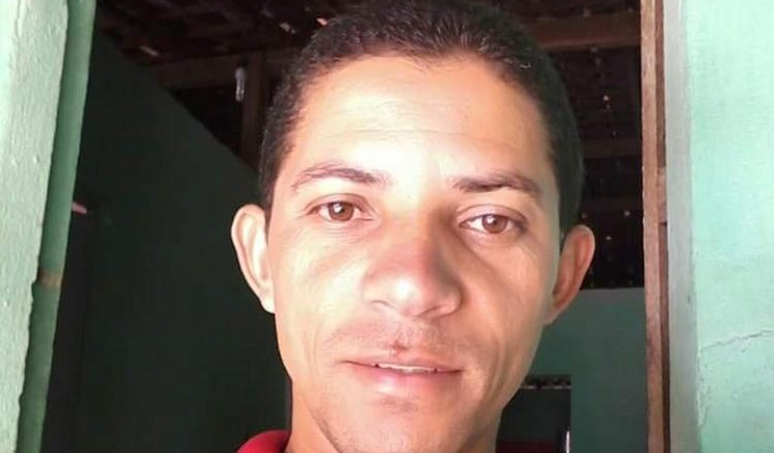 Motociclista morre ao bater de frente com van em Tanque D'Arca