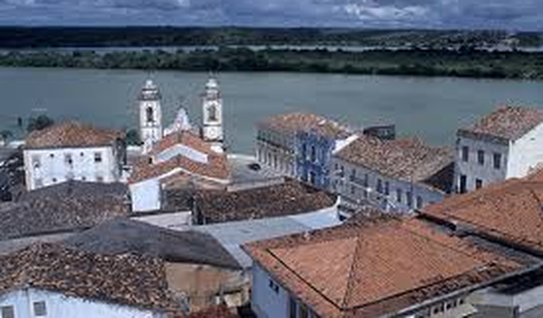 Homem de 59 anos morre afogado no Rio São Francisco