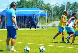 CSA faz último treino em Maceió e viaja para Salvador
