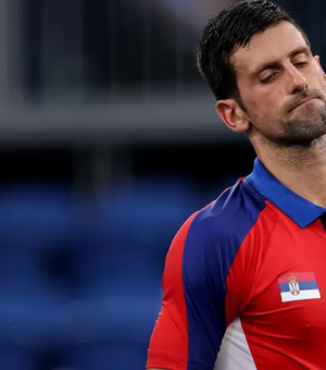 Djokovic pode ter fraudado exame de Covid, diz televisão britânica