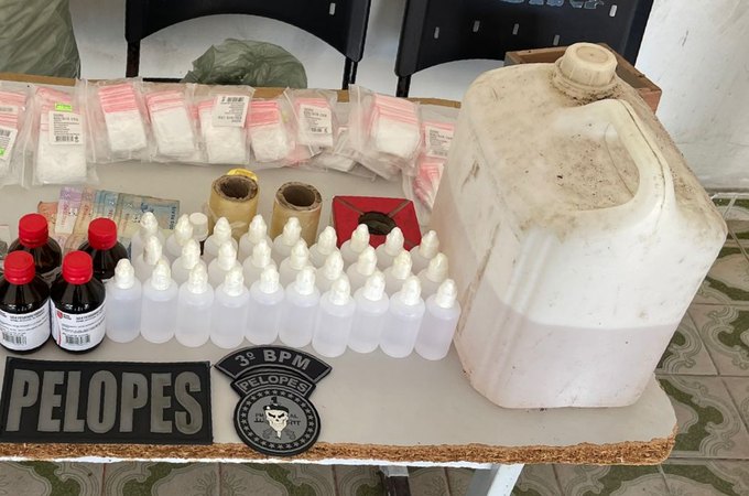 Suspeito é preso por tráfico de drogas no Conjunto Frei Damião, em Arapiraca