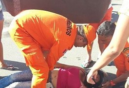 Mulher fica ferida após acidente de trânsito envolvendo viatura do Detran, em AL