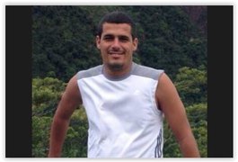 Jovem levado por supostos policiais está desaparecido desde o último domingo