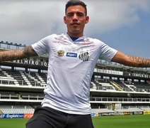 Ex jogador do Santos e do Barcelona, Maxi Rolón morre em acidente na Argentina