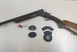 Homem é preso após ameaçar vizinho com espingarda no Povoado Cangandu