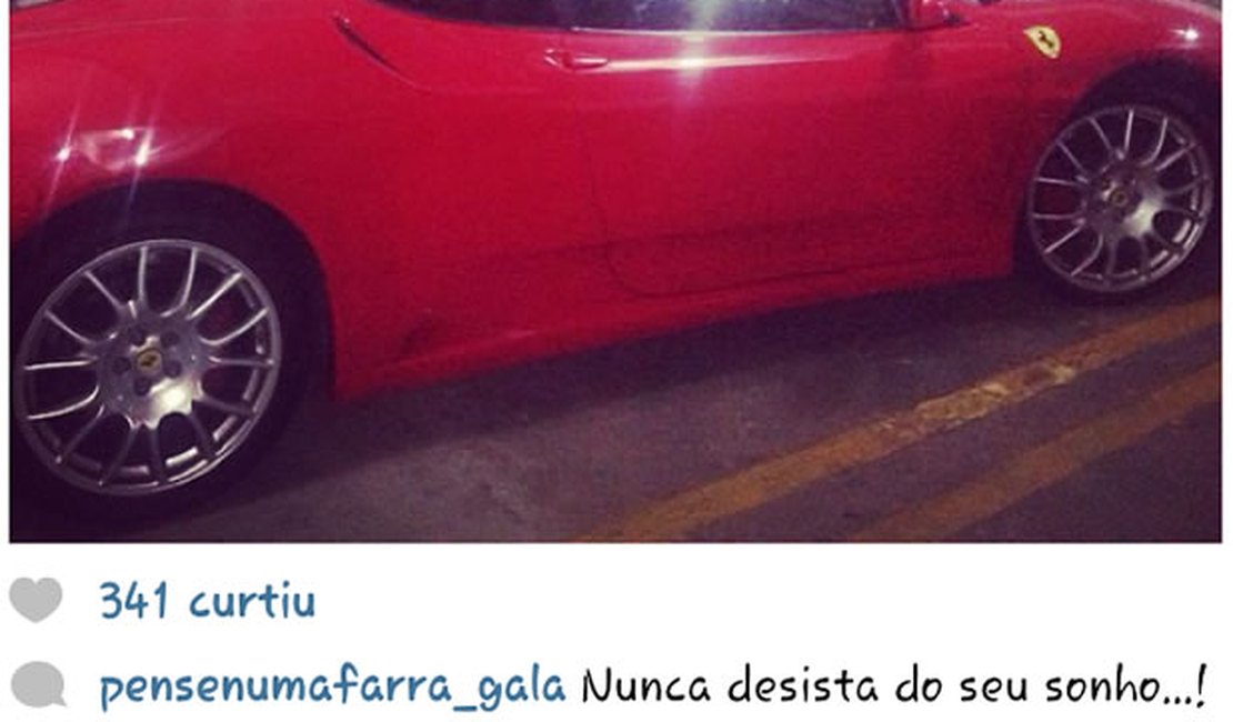 Galã do Brega adquire uma Ferrari e posta foto no Instagram