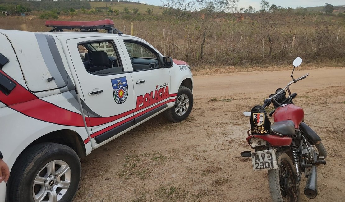 Motocicleta furtada é recuperada pela polícia em menos de 24hs em Arapiraca