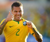 No São Paulo, Dani Alves será o jogador com maior salário do Brasil