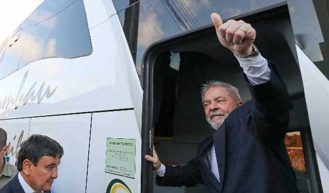 Lula cita quatro nomes para presidência caso seja condenado