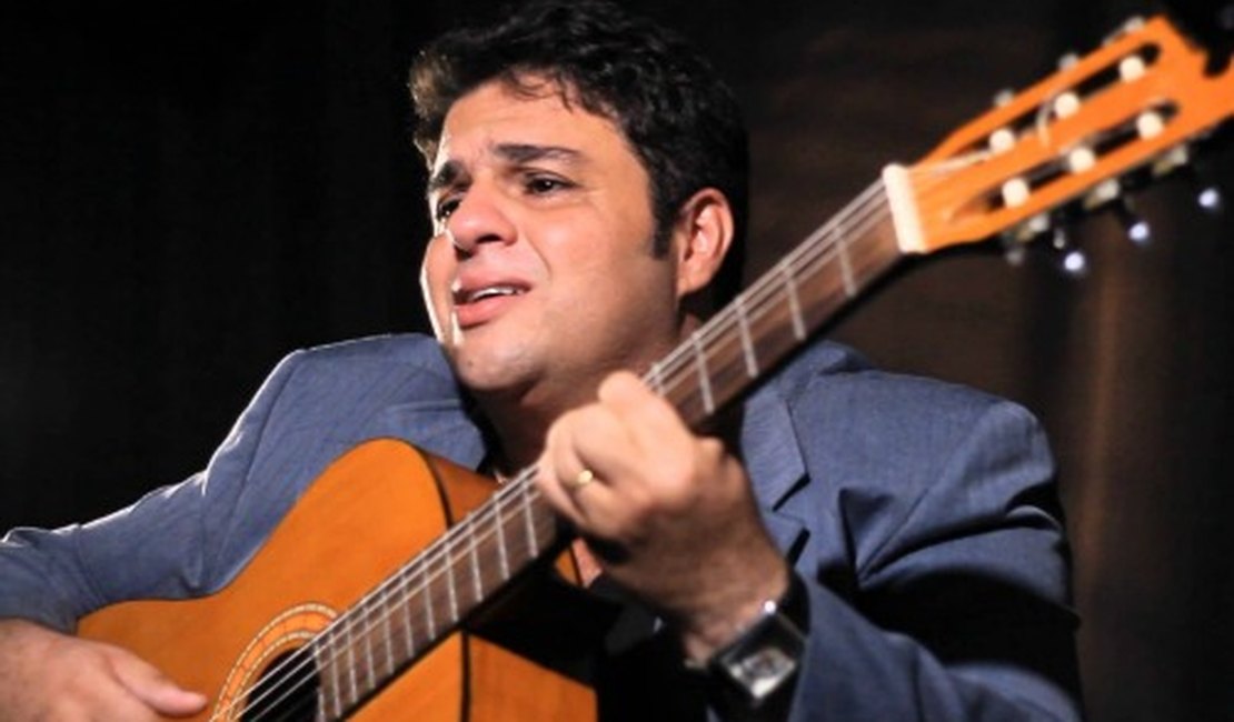 Dia dos Pais no Clube do Servidor tem show de Nelsinho Silveira
