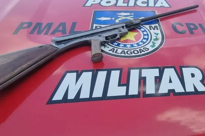 Suspeito de violência doméstica é preso com arma artesanal no Sertão de Alagoas