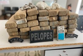 Pelopes do 3º BPM apreende jovem de 17 anos com mais de 20 quilos de maconha enterrados em quintal de residência