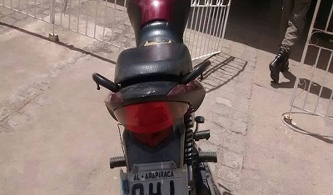 Duas motos com queixa de furto e roubo são recuperadas por unidades do interior de Alagoas