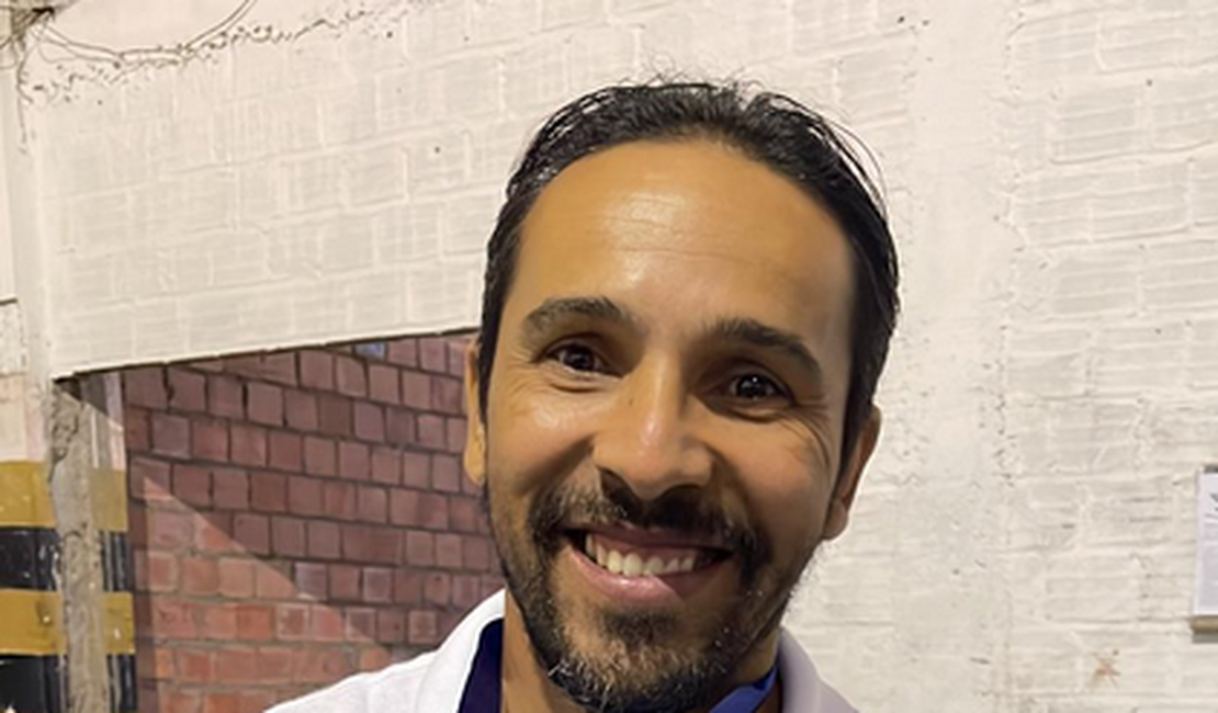 Saiba quem era o médico assassinado por mulher na porta de UBS em Arapiraca