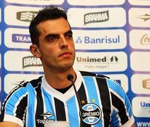 Três semanas depois, Rhodolfo volta aos treinos com grupo do Grêmio