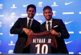 Neymar chega ao PSG e nega busca por protagonismo: 'Não é isso que quero'