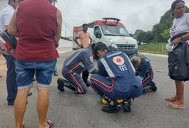 Colisão frontal deixa motociclista ferido em Arapiraca