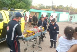 VÍDEO. Assaltante é esfaqueado por vítima e capturado pela população no bairro Jardim Tropical