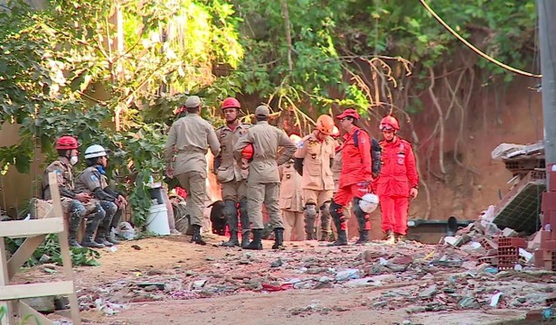 Sobe para 17 o número de desaparecidos em queda de prédios no Rio de Janeiro