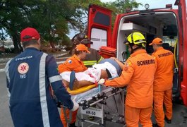 Colisão entre carro e moto deixa dois feridos na AL-215, em Marechal Deodoro