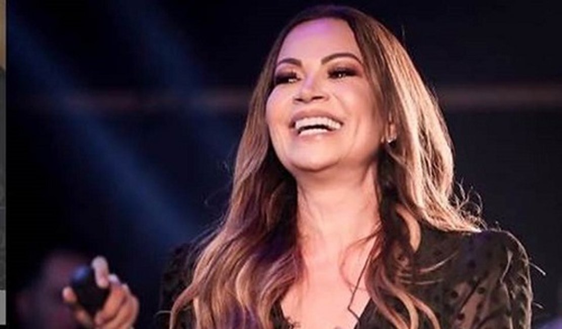 Solange Almeida é um dos destaques das lives deste domingo