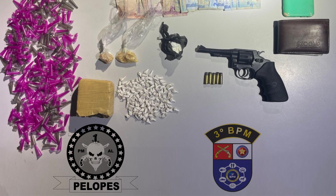 Três pessoas são detidas por porte ilegal de arma e tráfico de drogas no ponto de transporte alternativo, em Arapiraca