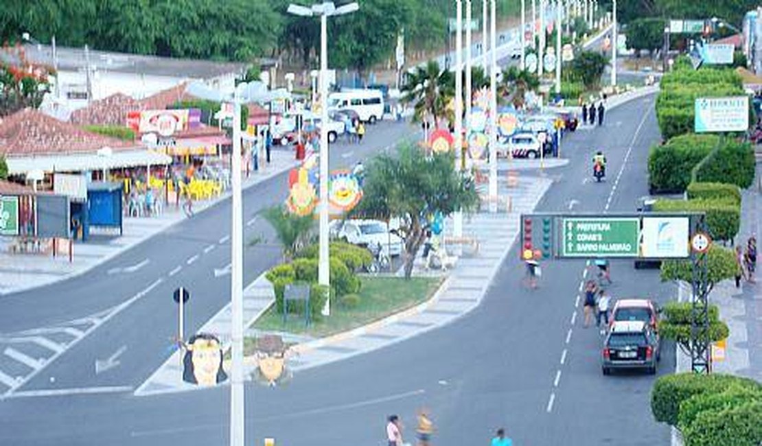 Garoto de 8 anos morre e família fica ferida em acidente na AL-220