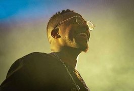 Mumuzinho celebra estar curado do coronavírus e promete live