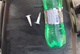 Homem é flagrado com cocaína e cerca de 125 ml de loló durante abordagem em Arapiraca